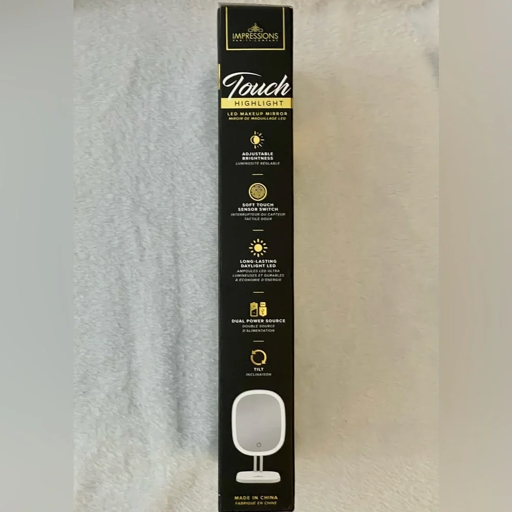 IMPRESSIONS VANITY Company Touch Highlight LED Makeup Mirror New In Box